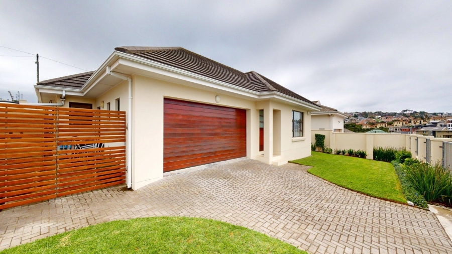 3 Bedroom Property for Sale in Lovemore Park Eastern Cape